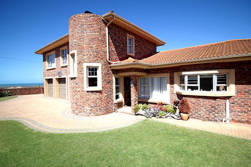 5 Bedroom Property for Sale in Tergniet Western Cape